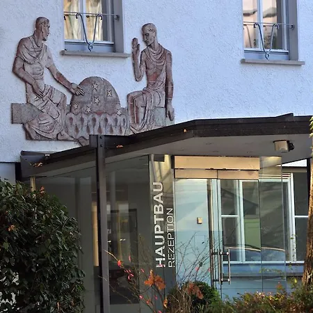 מלון Tagungszentrum Evangelische Akademie באד בול